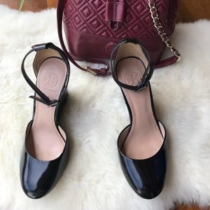 🔥🔥Tory Burch Black patent leather size 5.5🔥🔥